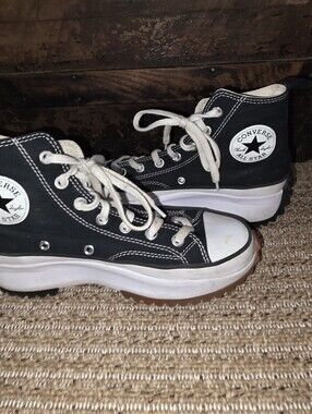 CONVERSE RUN STAR HIKE PLATFORM UNISEX SNEAKER M6/W7.5 BLACK WHITE